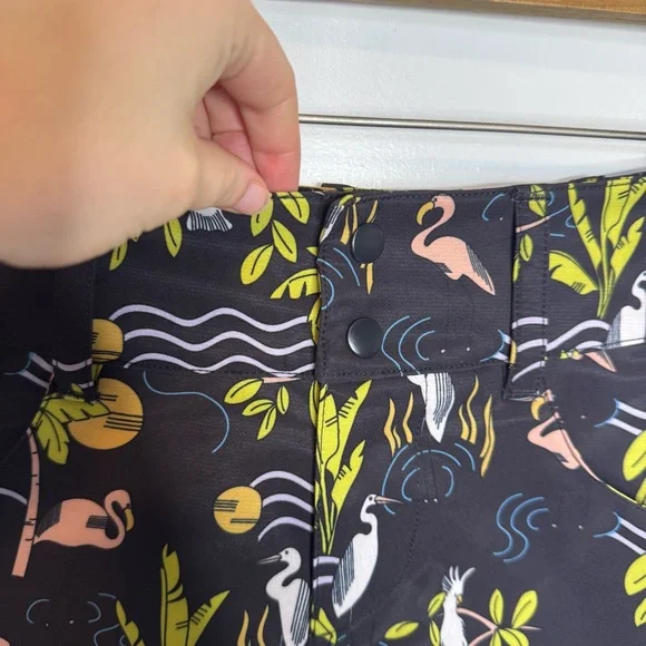 Wild Rye Outdoors Printed Black Mid Rise Sport Bike Shorts Size 0 - Picture 4 of 8